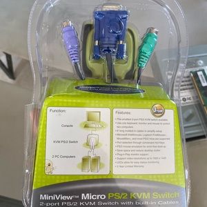 IoGear miniview Ps/2 kvm switch